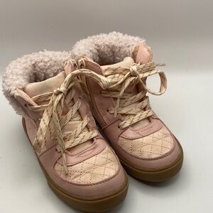 OshKosh B'gosh Pink Quilted Kids Boots